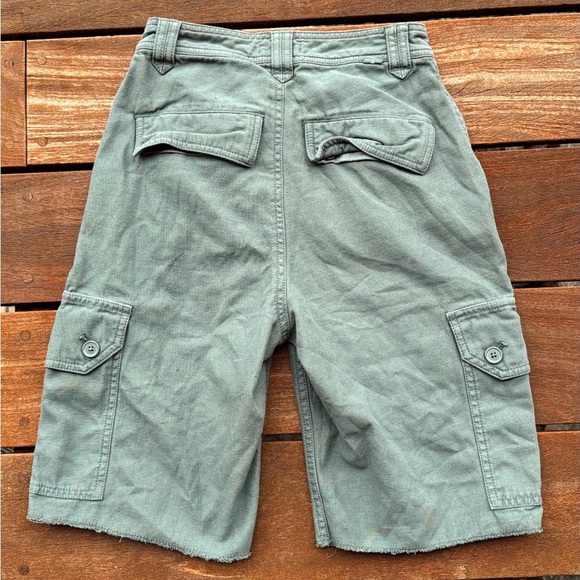 TNA Dayton shorts in dusty olive - size 00 
24”W - Picture 2 of 3